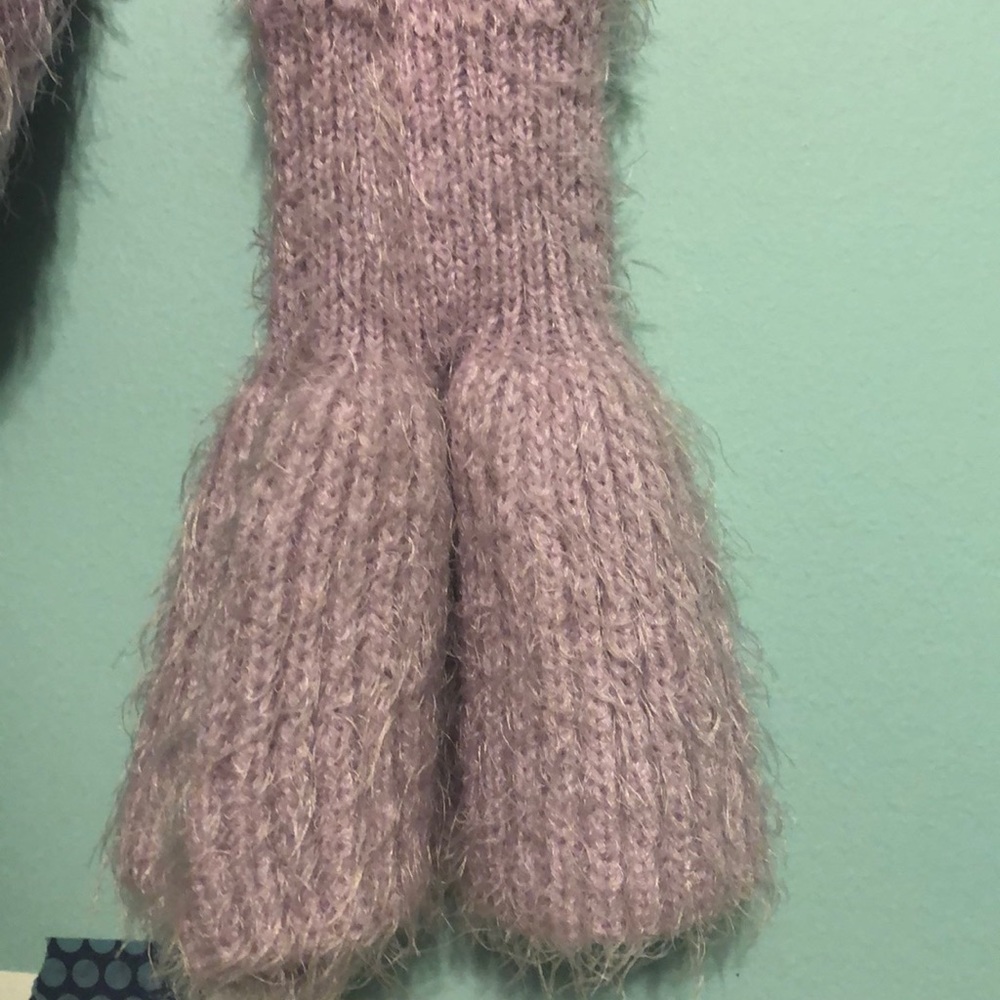 Sweater - Picture 3 of 4